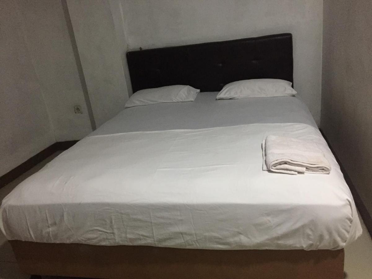 Wisma Maysara Makassar RedPartner Bagian luar foto