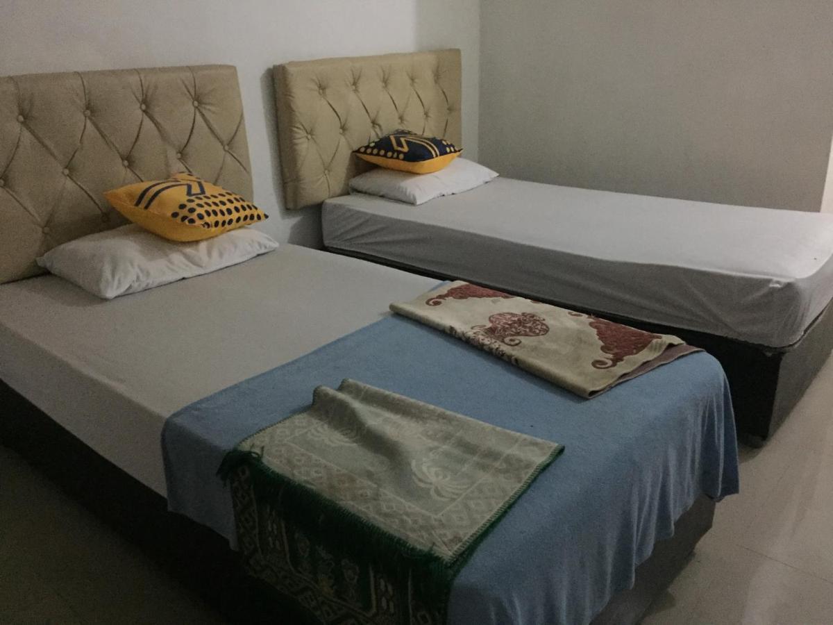 Wisma Maysara Makassar RedPartner Bagian luar foto